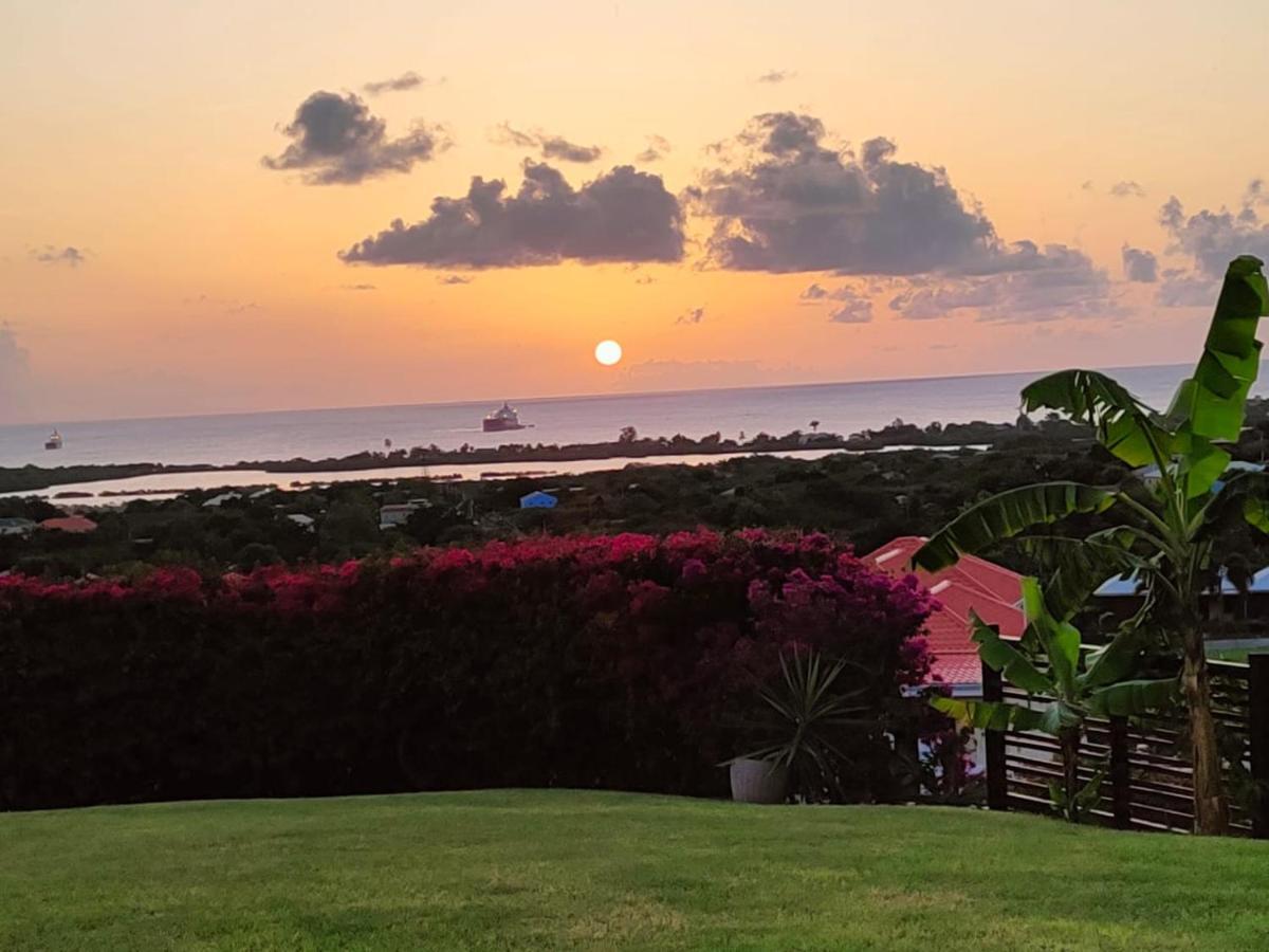 Holiday Home Belvedere Dickenson Bay Extérieur photo